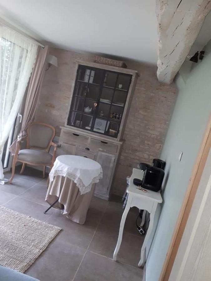 Chez Gladys Et Ses Enfants Hotell Lain Eksteriør bilde
