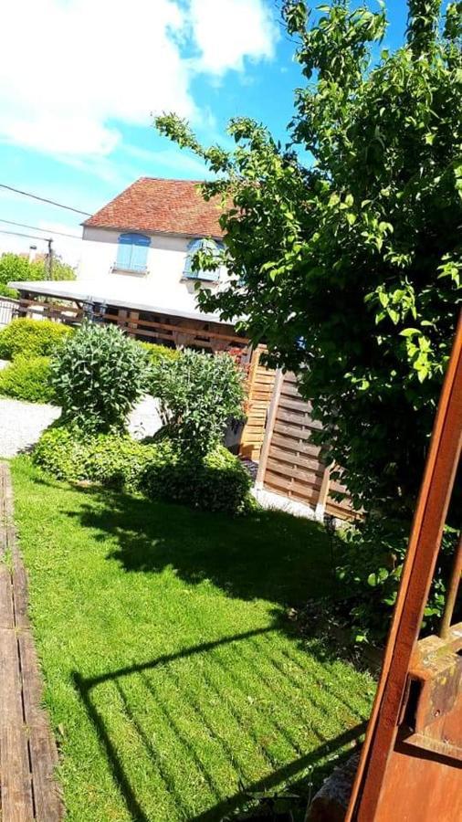 Chez Gladys Et Ses Enfants Hotell Lain Eksteriør bilde
