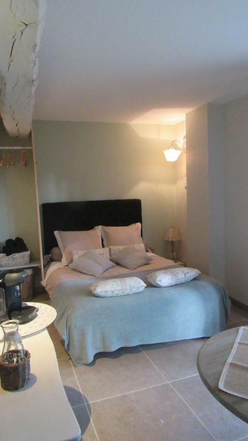 Chez Gladys Et Ses Enfants Hotell Lain Eksteriør bilde